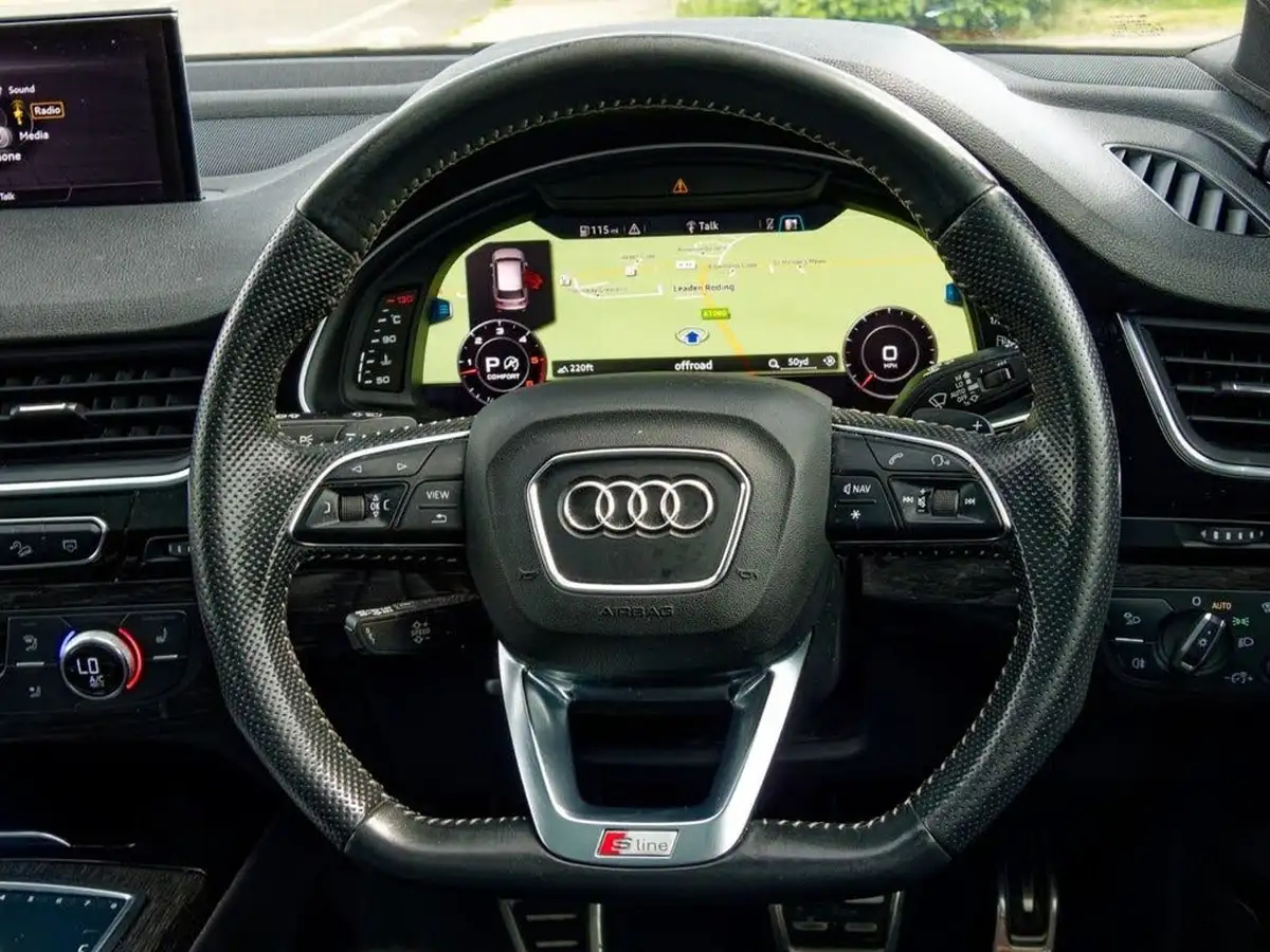 2018-audi-q7-30-50-tdi-black-edition-big-34