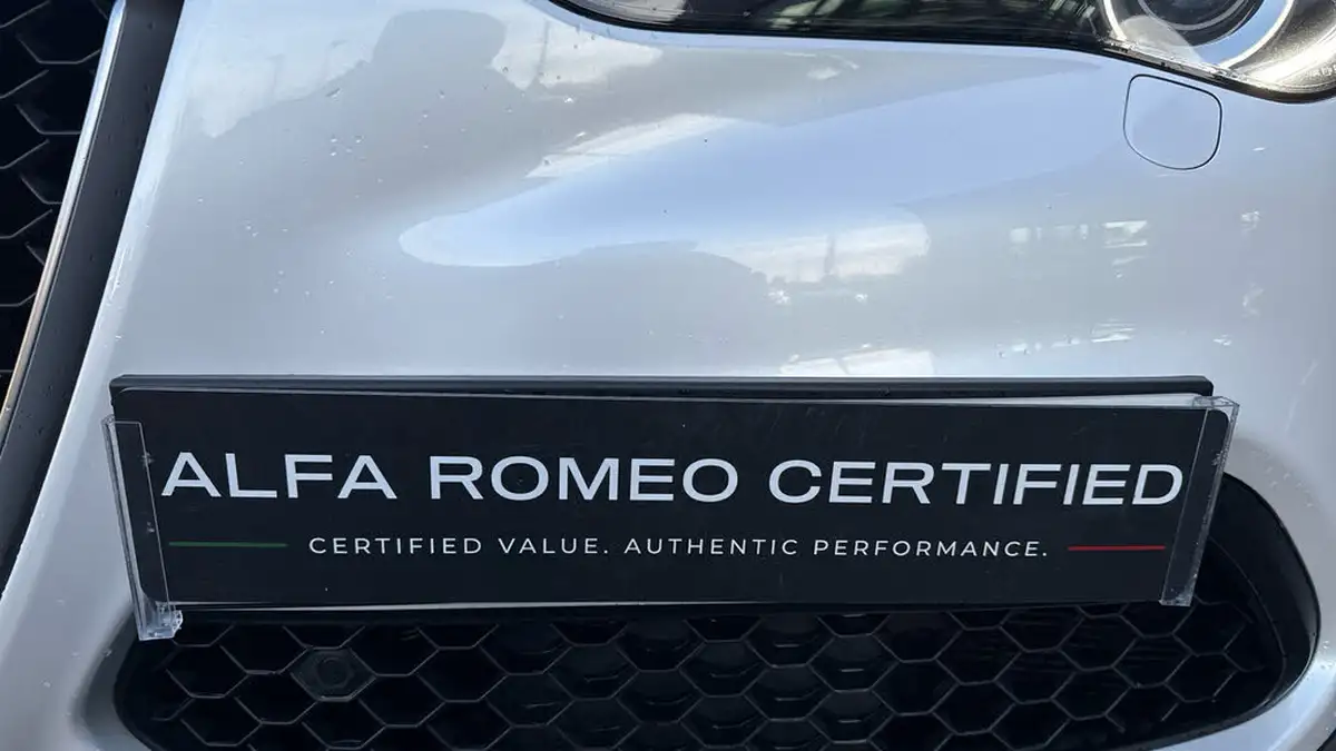 2018-alfa-romeo-stelvio-20-milano-big-44