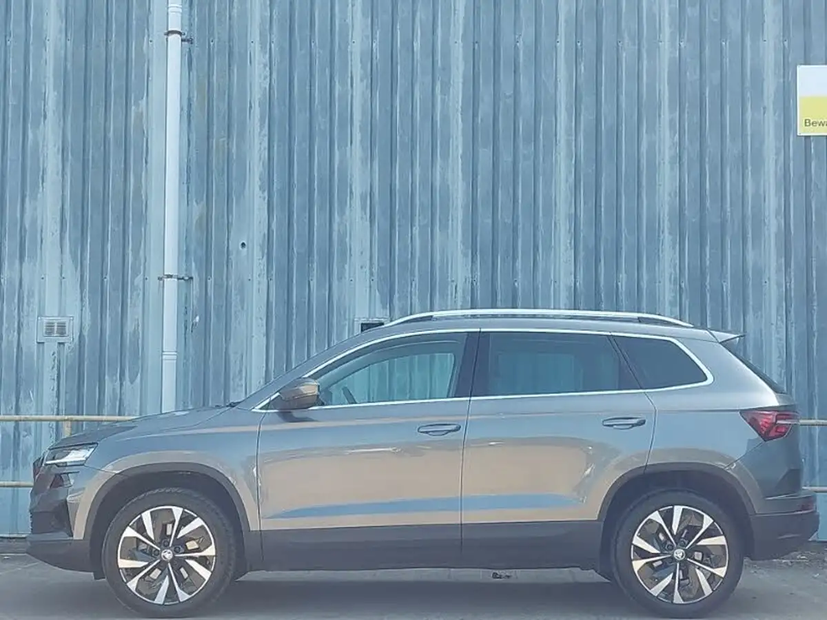 2024-skoda-karoq-15-tsi-se-l-dsg-big-3