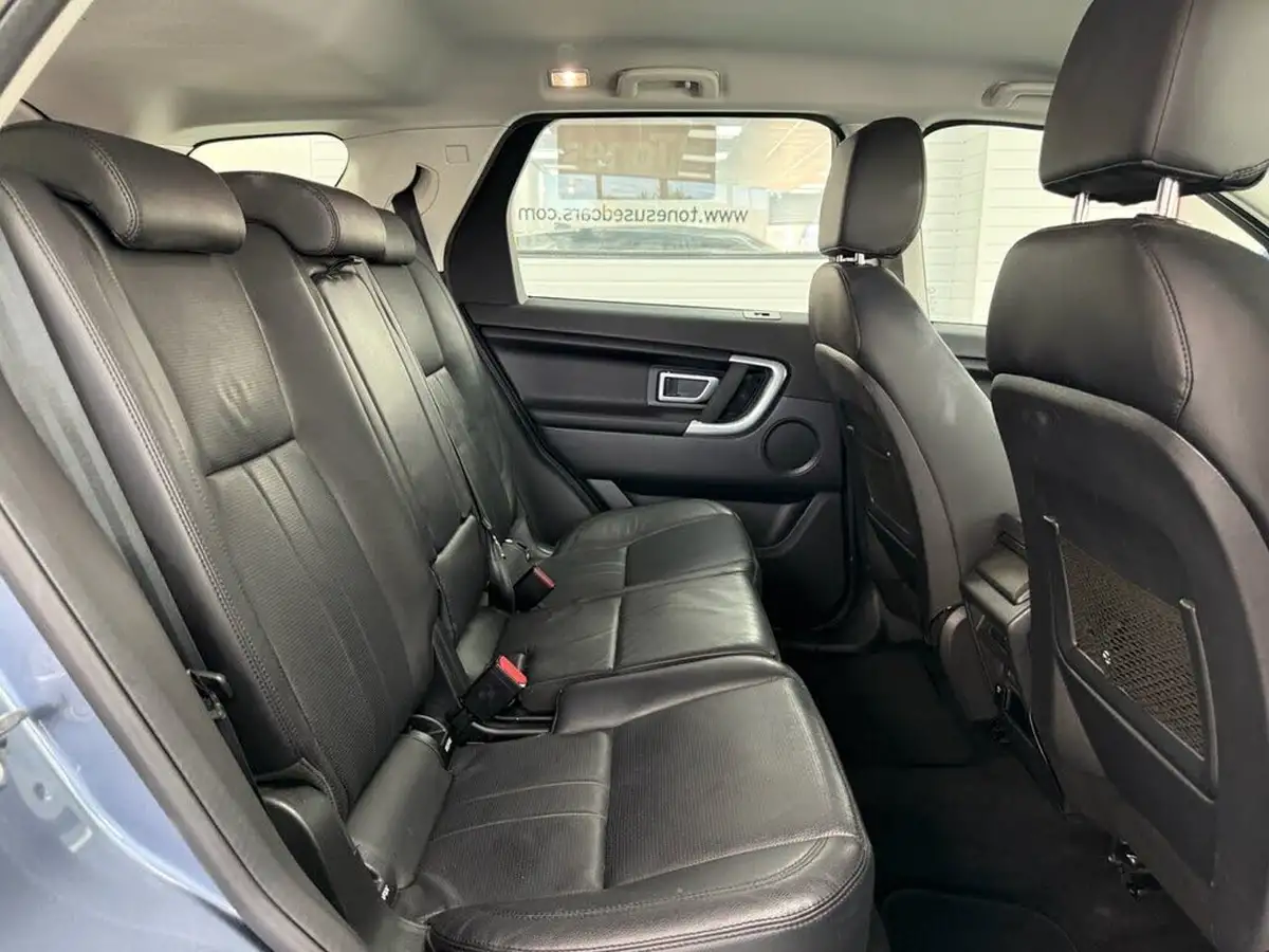 2017-land-rover-discovery-sport-20-si4-se-tech-big-4