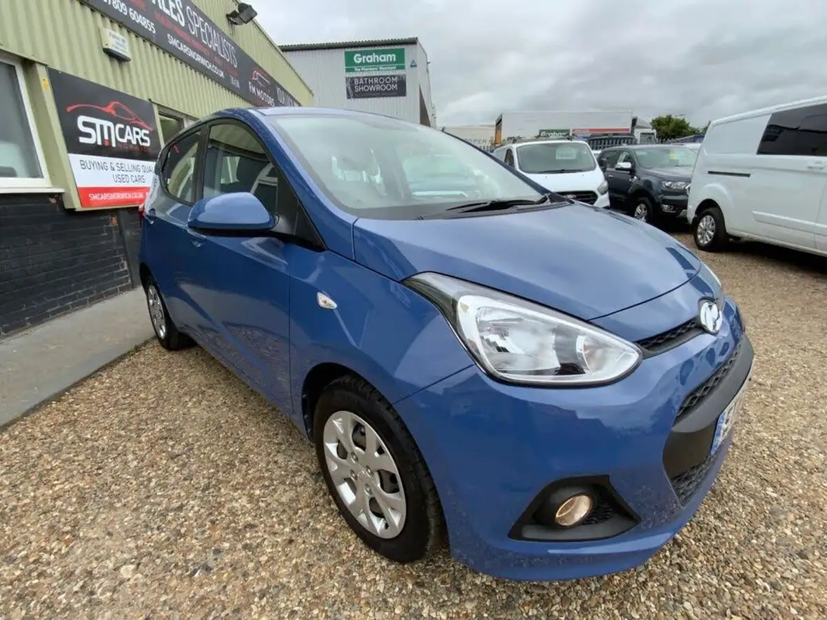 2016-hyundai-i10-12-se-auto-big-8