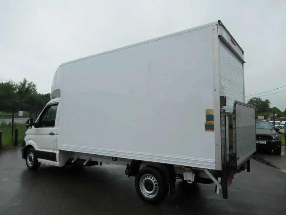 2021-volkswagen-crafter-20tdi-cr35-lwb-140pseu6dt-e-fwd-startline-chassis-cab-big-4