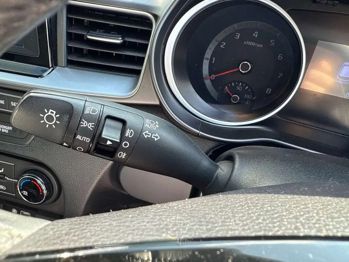 2019-kia-ceed-10-t-gdi-2-eco-hatchback-big-22