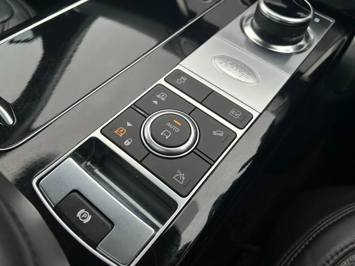 2021-land-rover-range-rover-20-p400e-autobiography-big-33