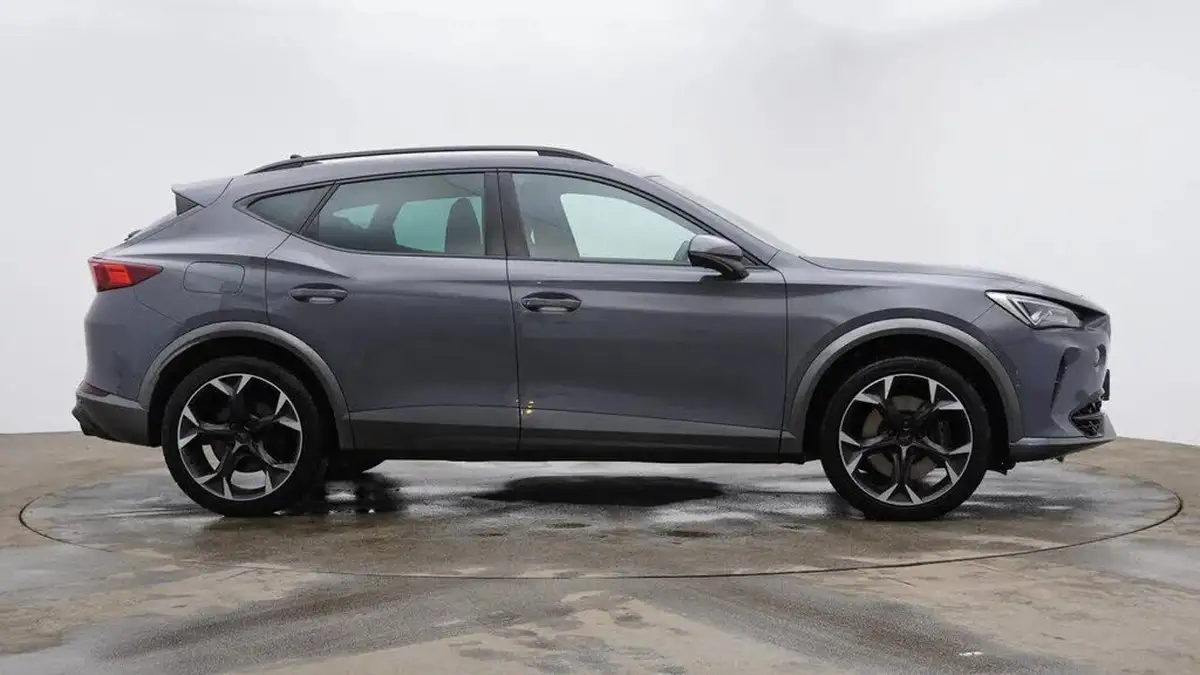 2021-cupra-formentor-20-tsi-vz2-big-2