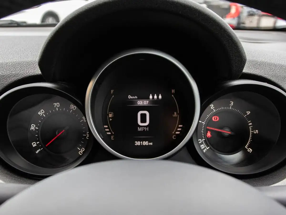 2016-fiat-500x-20multijet-cross-big-14