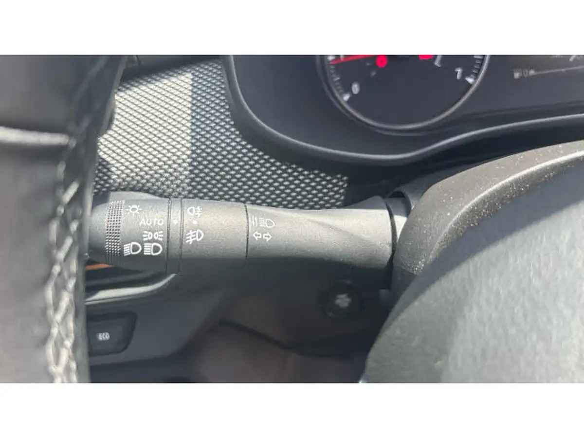 2021-dacia-sandero-stepway-10-tce-comfort-90bhp-auto-big-24