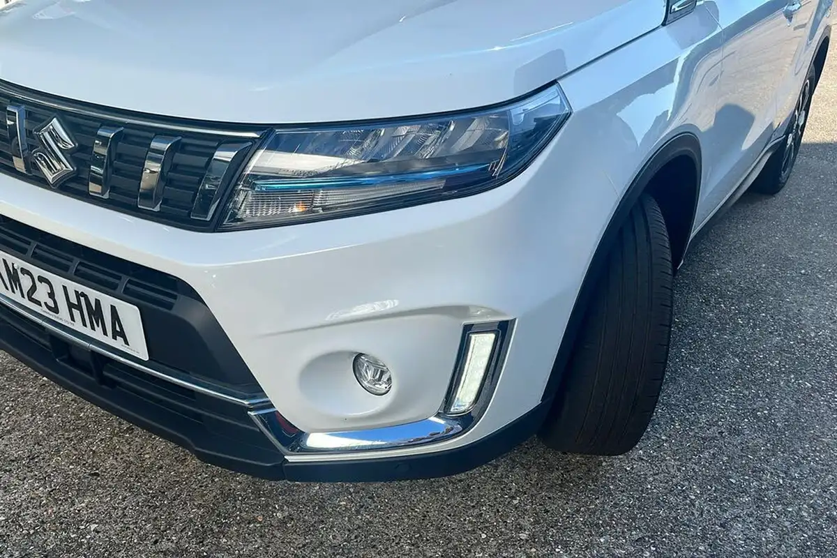 2023-suzuki-vitara-15-sz5-big-28