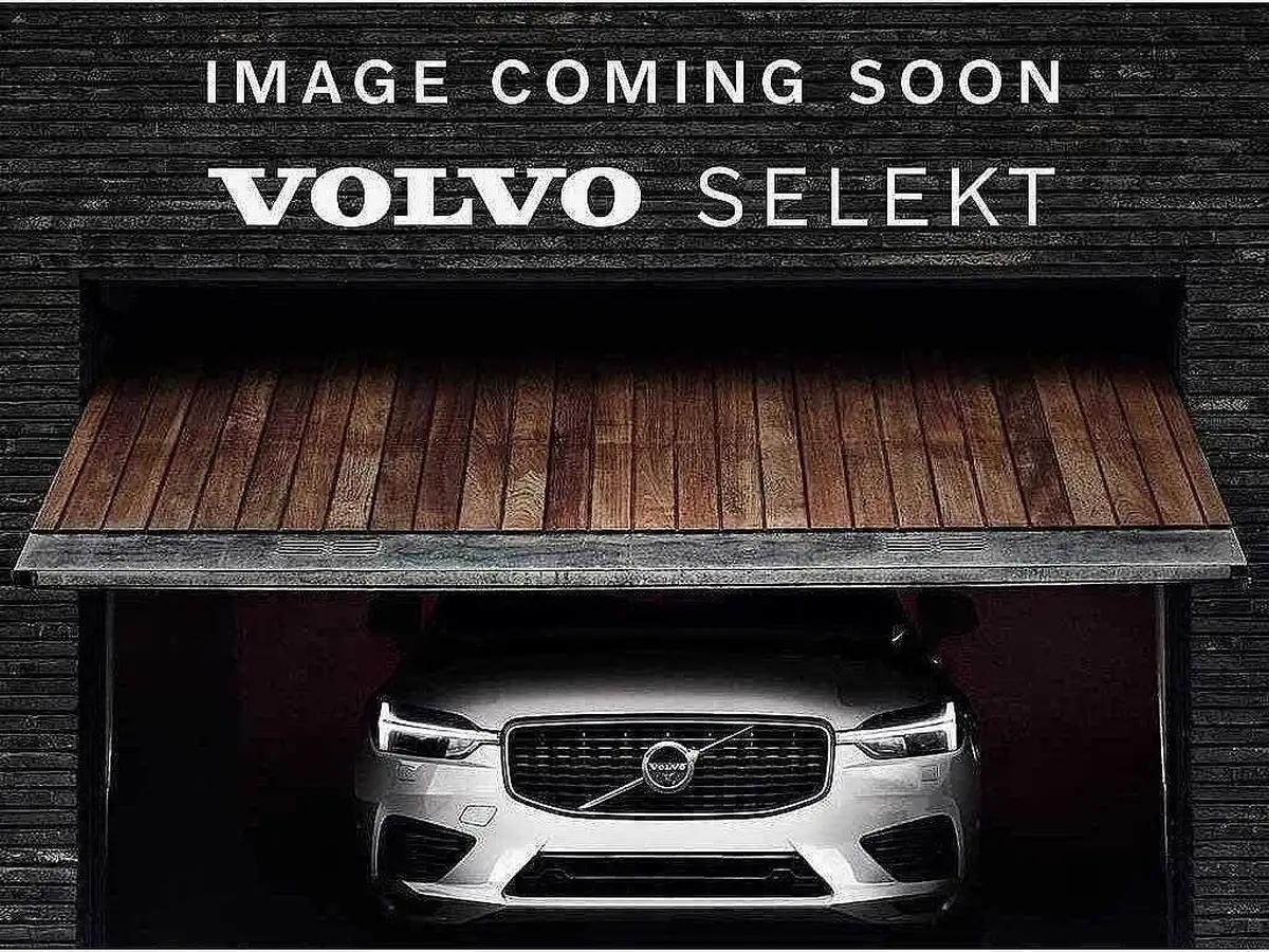 2022-volvo-xc40-20-b3-plus-big-0