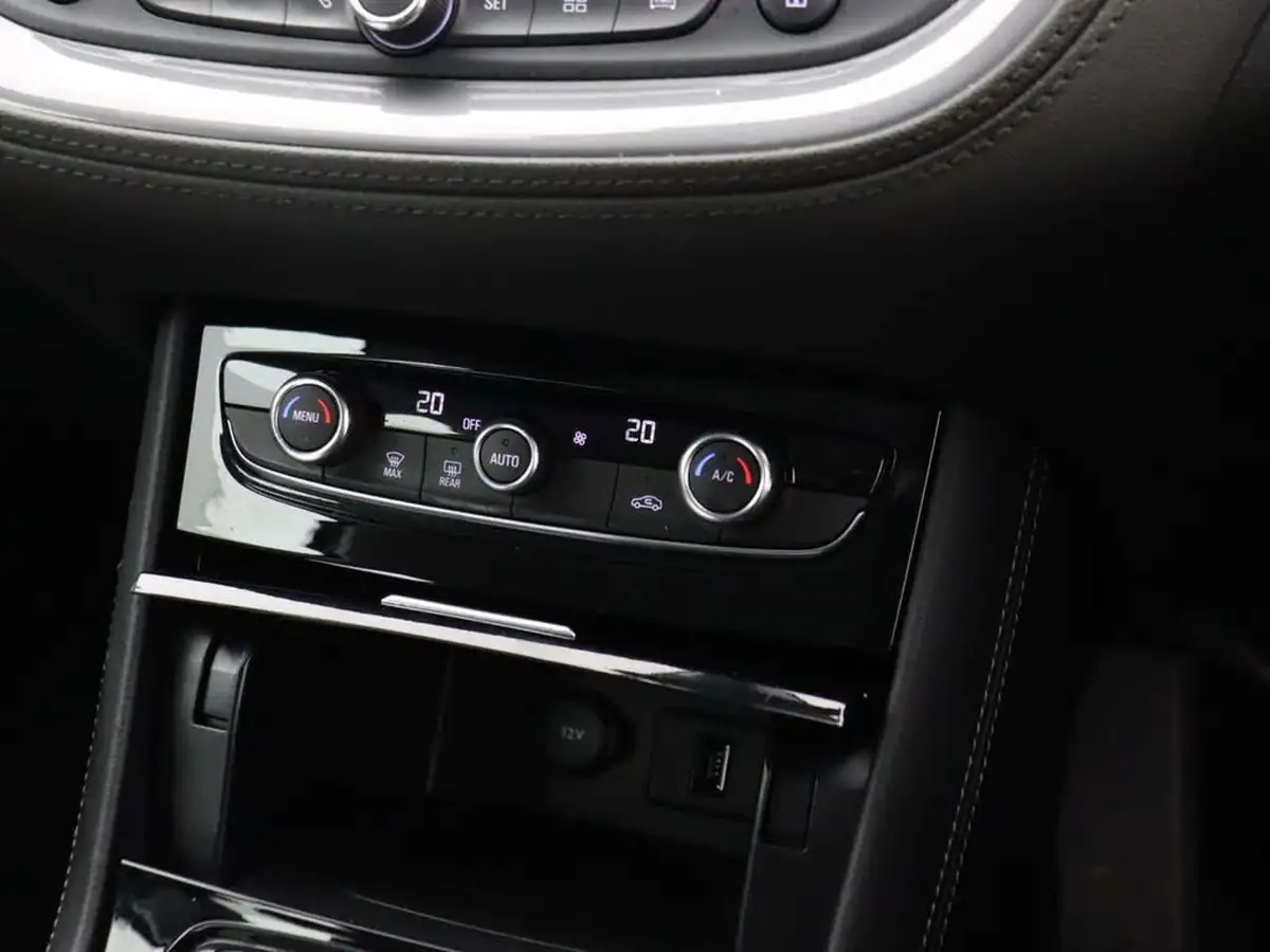 2019-vauxhall-grandland-x-12-tech-line-nav-auto-big-29