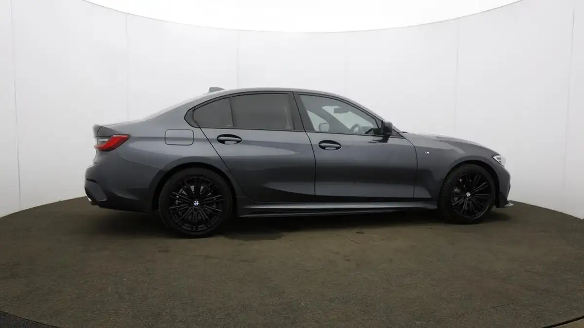 2020-bmw-3-series-20-330e-m-sport-saloon-4d-big-53