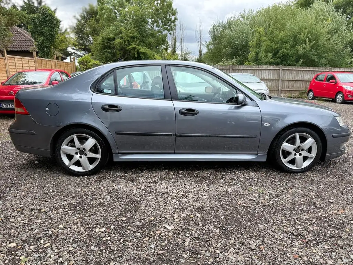 2007-saab-9-3-19td-vector-sport-150ps-saloon-4d-auto-big-3