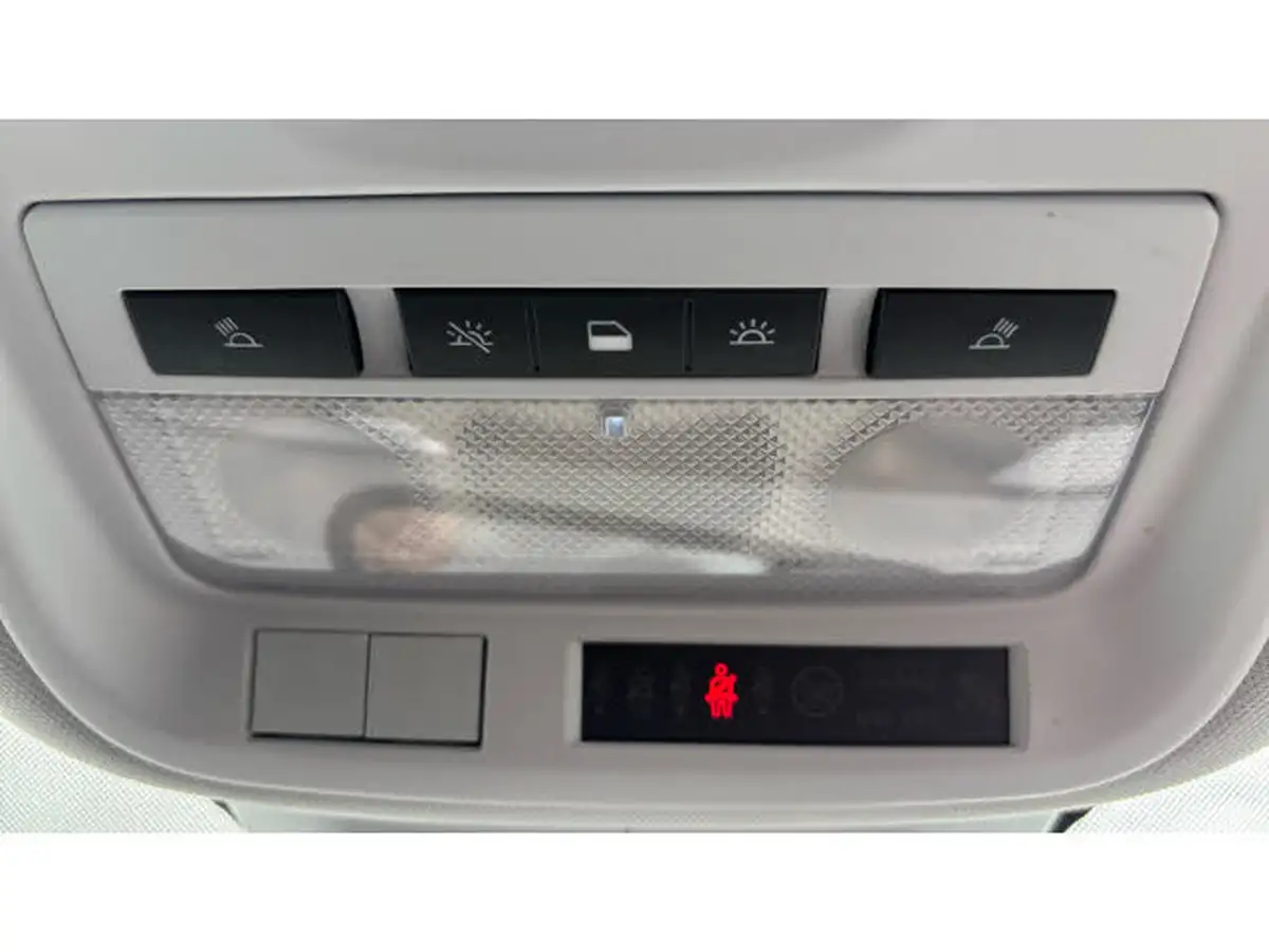2022-vauxhall-grandland-12-ultimate-big-28