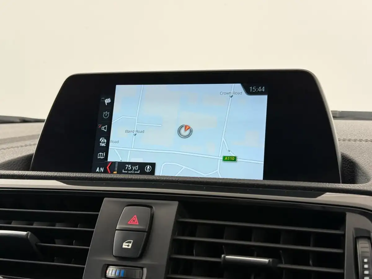 2019-bmw-1-series-15td-116d-sport-114bhp-5d-big-31