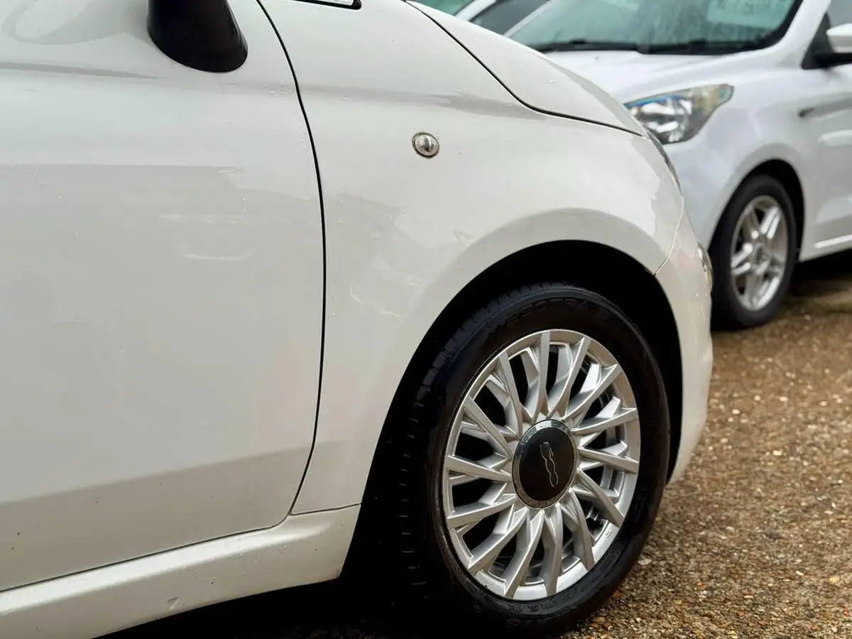 2016-fiat-500-12-lounge-big-31