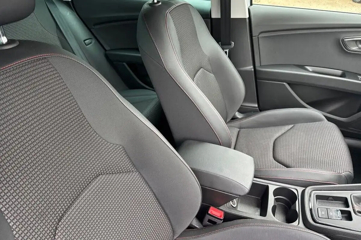 2019-seat-leon-15-tsi-evo-fr-150ps-hatchback-dsg-big-21