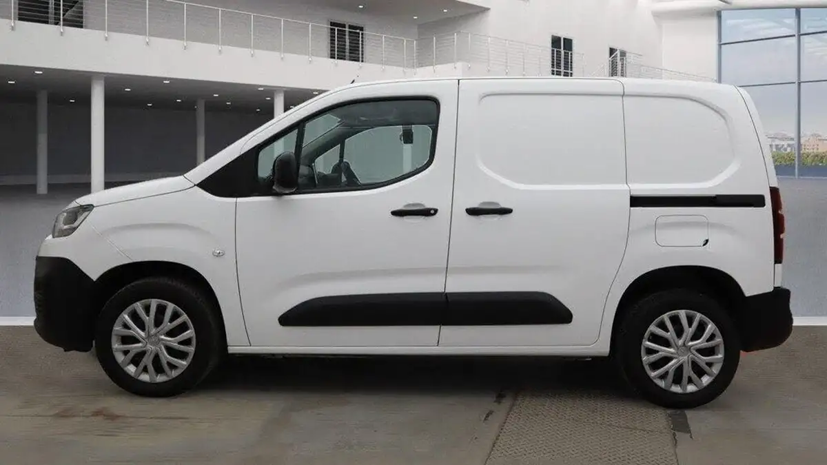 2022-citroen-berlingo-15bluehdi-1000-enterprise-pro-100pseu6d-big-6