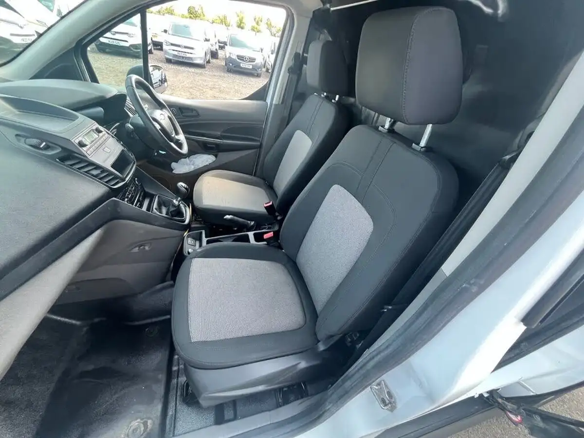 2021-ford-transit-connect-big-12
