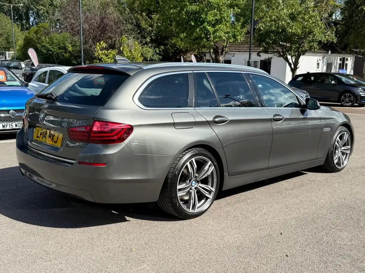 2014-bmw-5-series-30td-530d-luxury-touring-5d-big-40