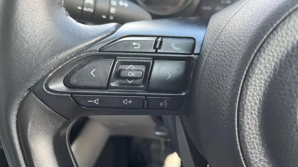 2023-toyota-yaris-15-vvt-i-excel-big-45