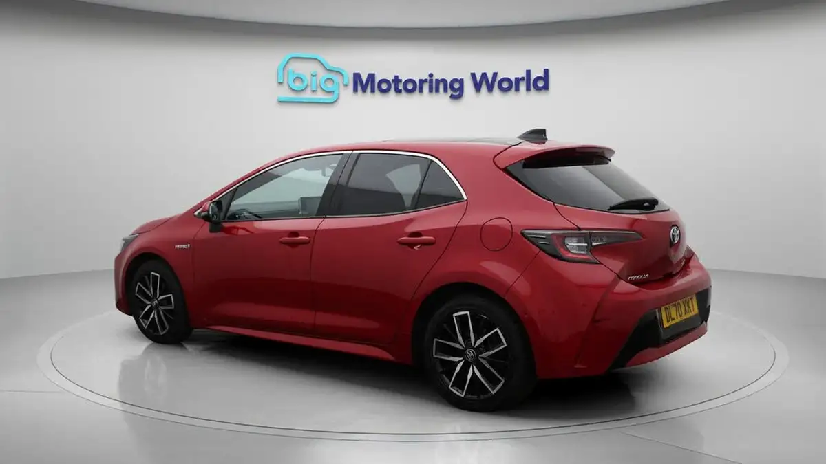 2021-toyota-corolla-18-vvt-i-design-spare-wheel-hatchback-5d-big-5