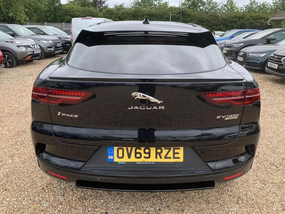 2019-jaguar-i-pace-ev400-s-big-5