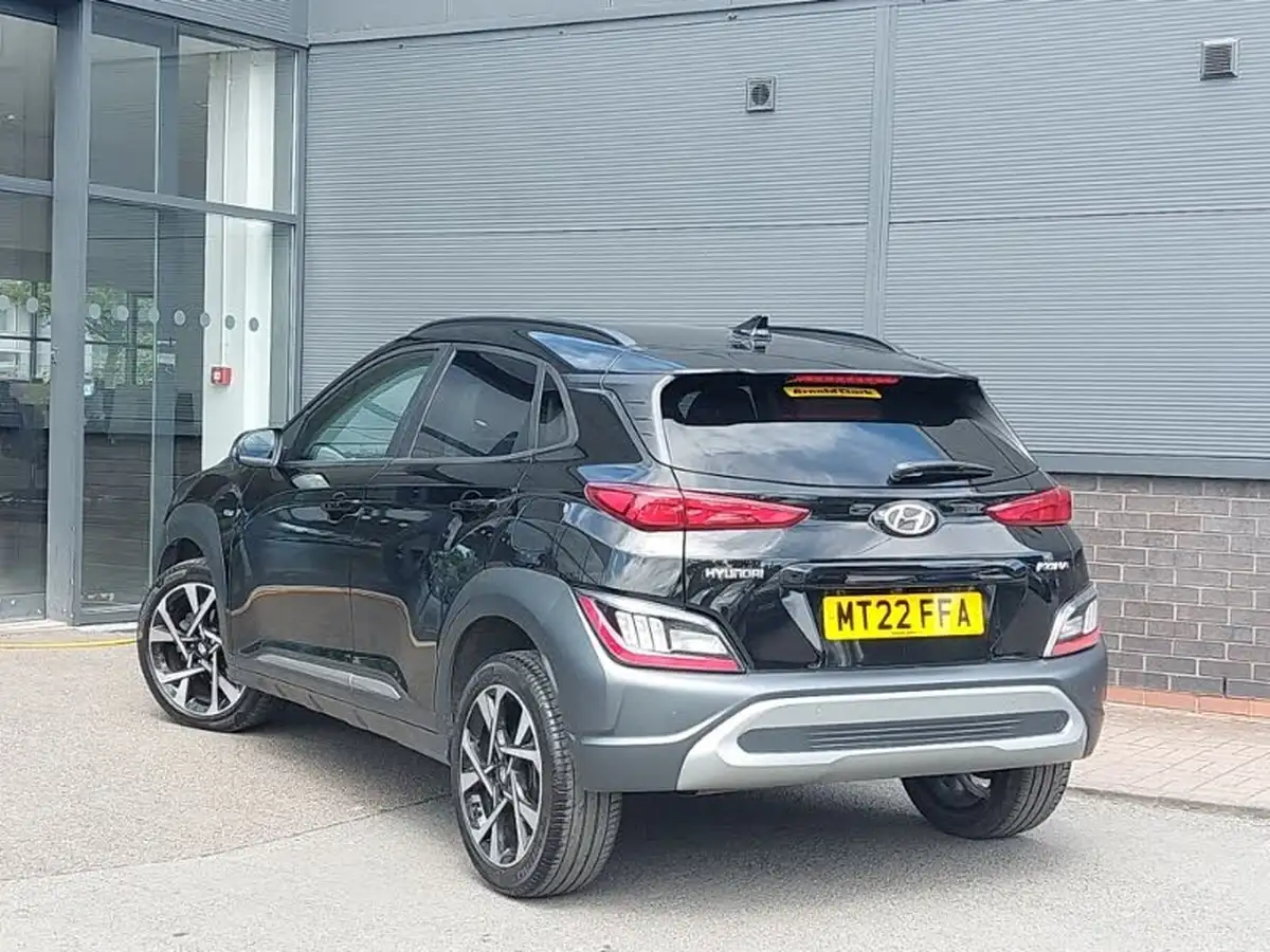 2022-hyundai-kona-10-t-gdi-premium-big-1