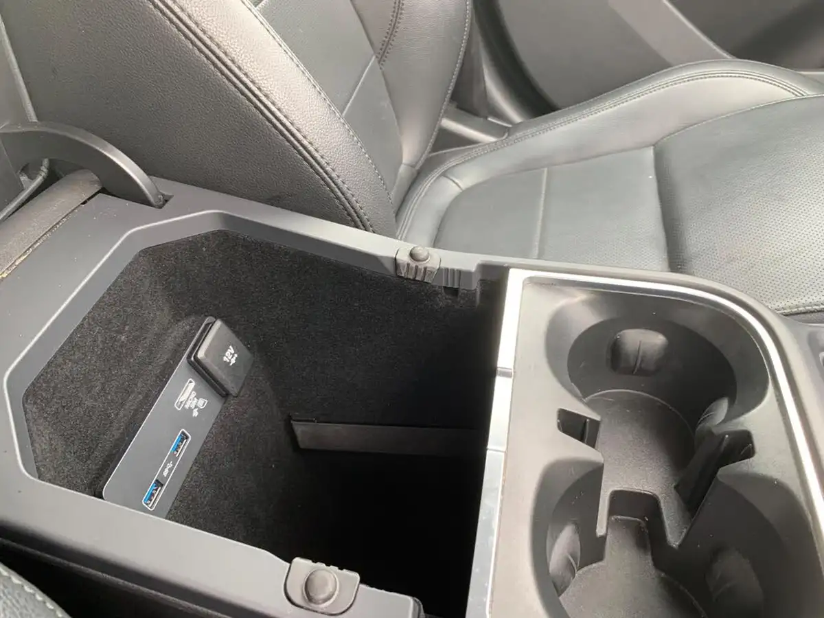 2019-jaguar-i-pace-ev400-s-big-29