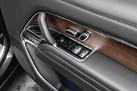 2025-land-rover-range-rover-30-d350-se-small-31