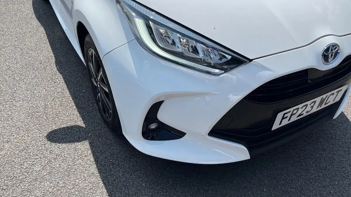 2023-toyota-yaris-15-vvt-i-design-big-39