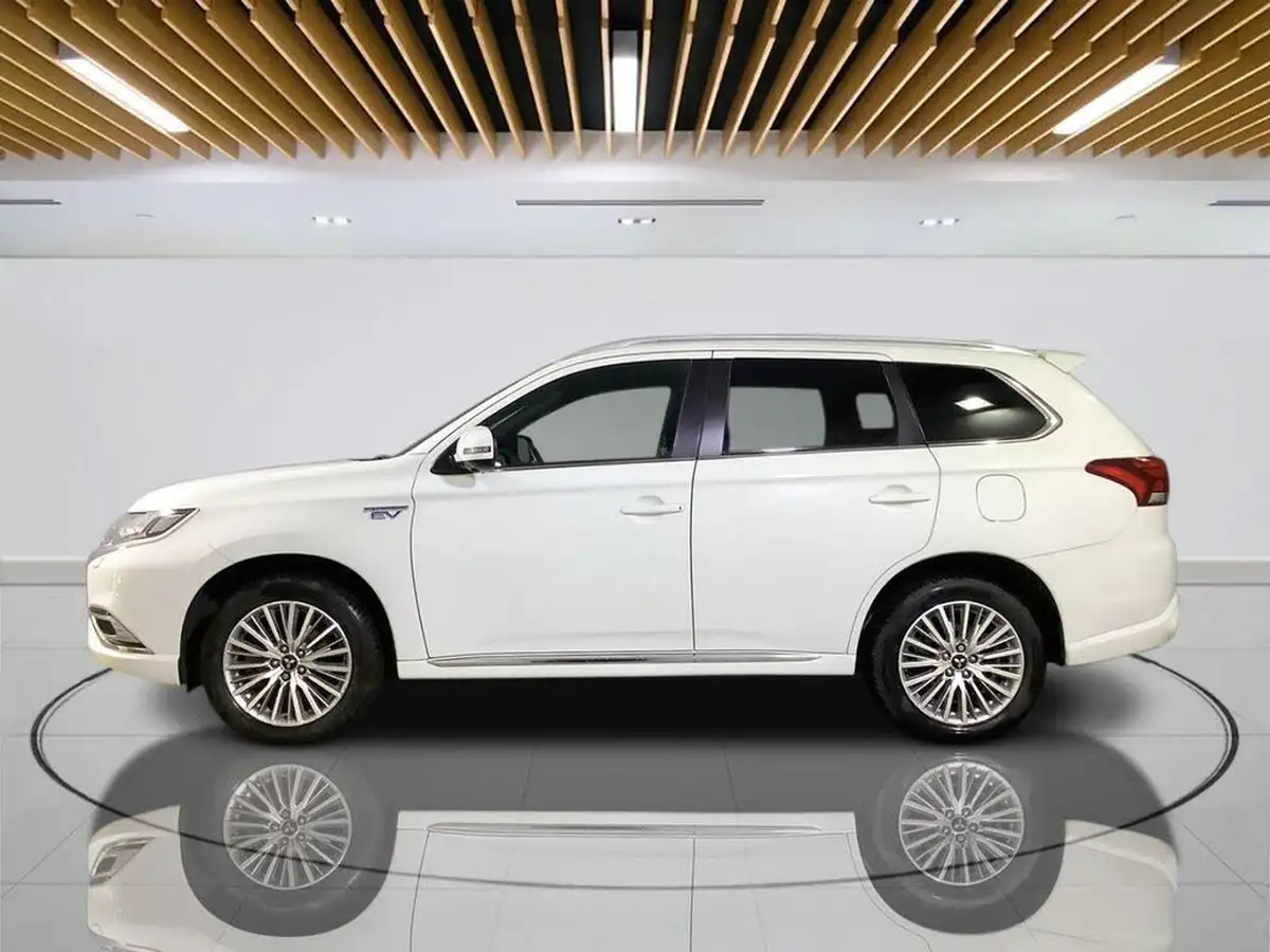 2019-mitsubishi-outlander-24-4h-phev-big-5