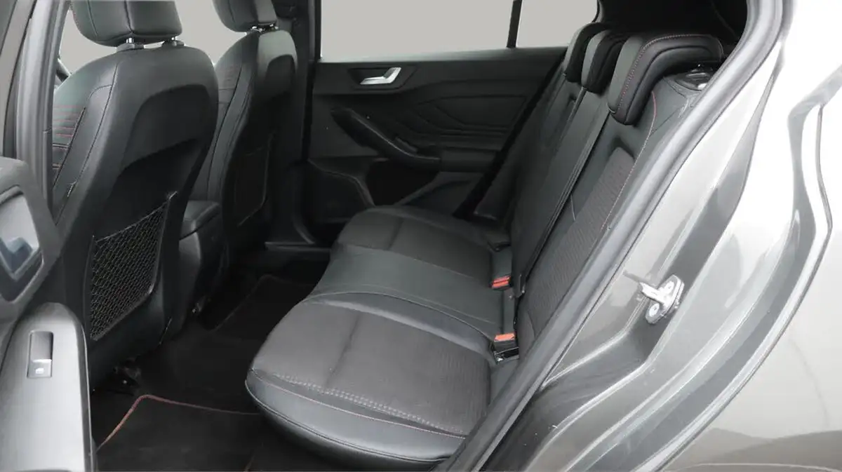 2020-ford-focus-15-st-line-x-hatchback-auto-big-16