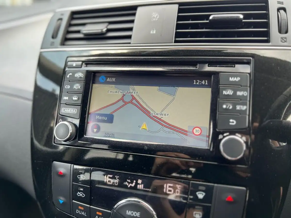 2017-nissan-pulsar-12-dig-t-n-connecta-ss-xtronic-big-29