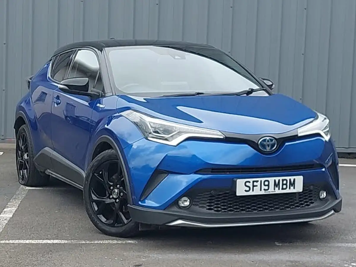 2019-toyota-c-hr-18-vvt-i-dynamic-big-0
