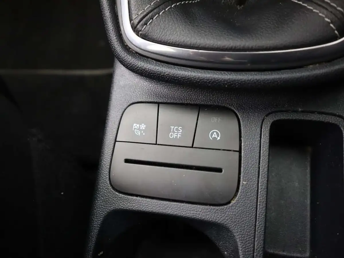 2022-ford-fiesta-10t-titanium-100ps-big-32