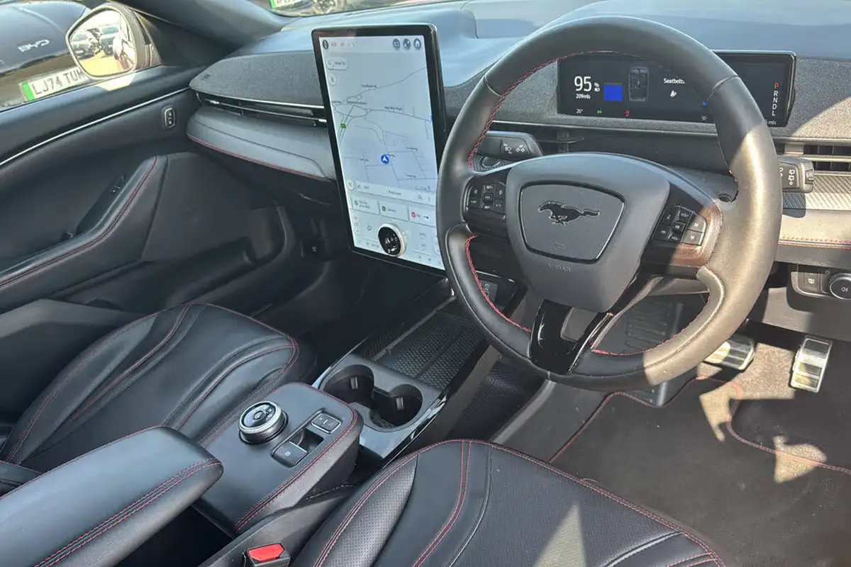 2021-ford-mustang-mach-e-e-standard-range-68kwh-awd-big-9