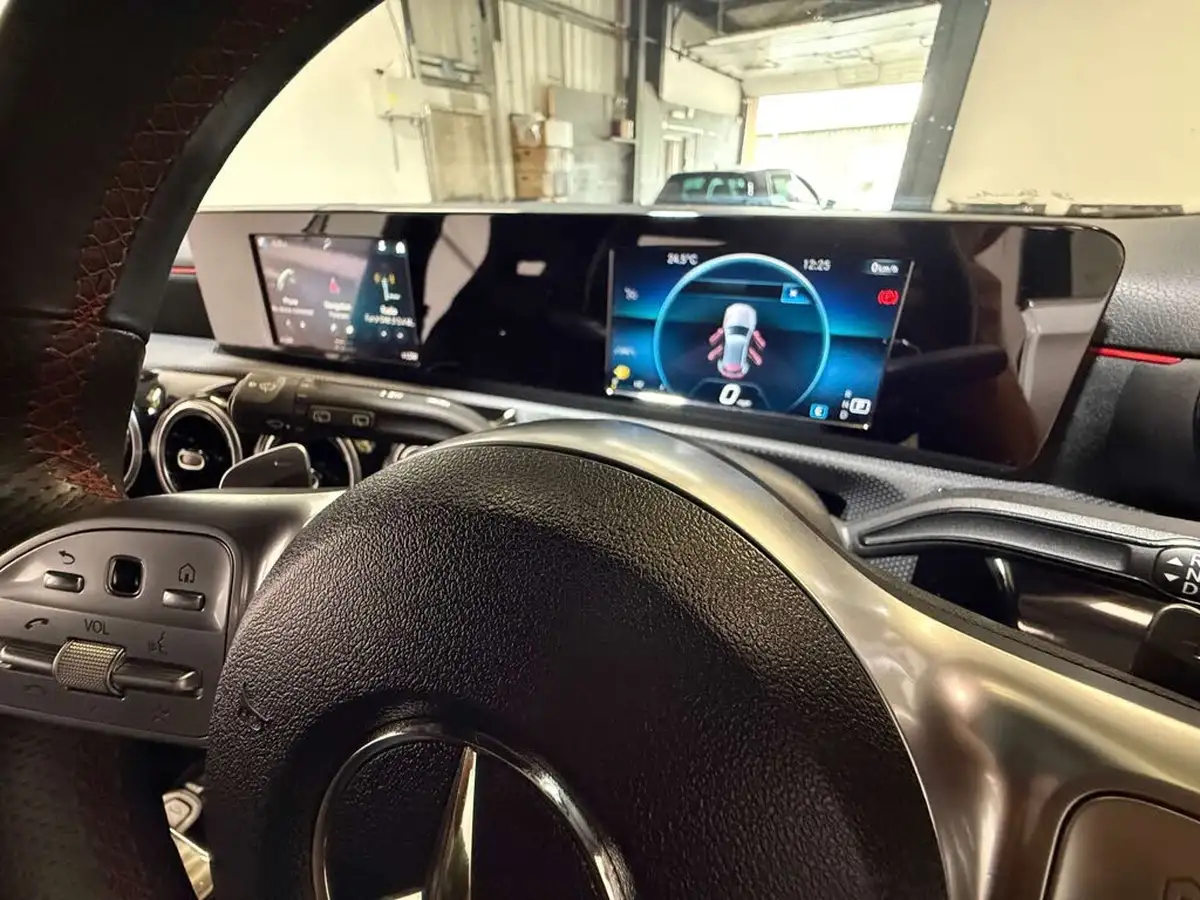 2019-mercedes-benz-a-class-20d-a200d-amg-line-hatchback-5d-big-25