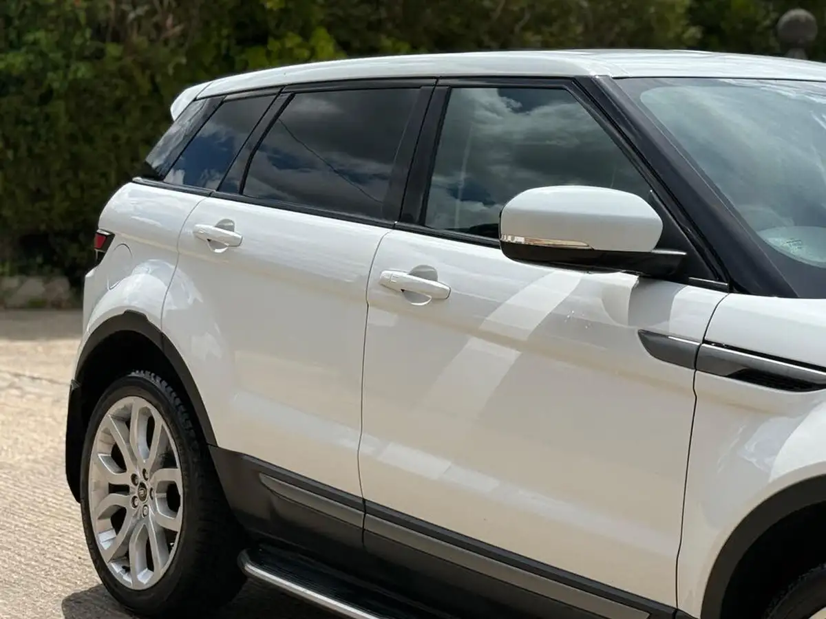 2013-land-rover-range-rover-evoque-22td-pure-150bhp-big-18