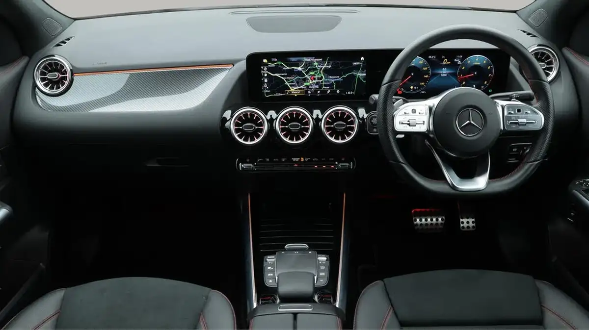 2023-mercedes-benz-gla-class-13-gla-200-amg-line-executive-station-wagon-big-13