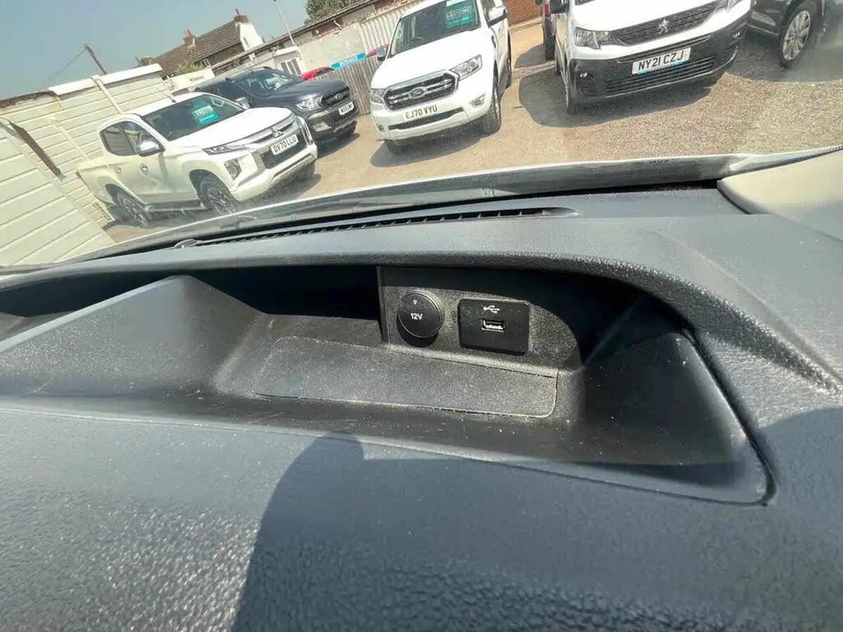 2022-ford-transit-20tdci-350-l3h3-leader-130pseu6dt-rwd-panel-van-big-35