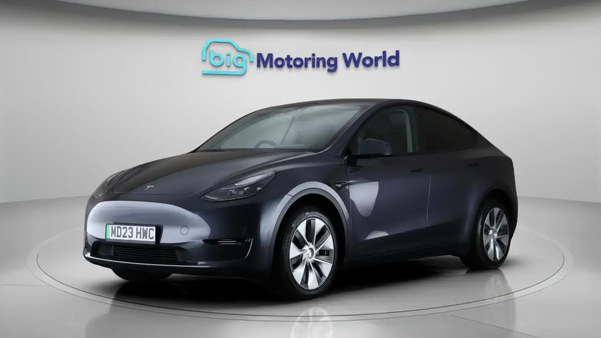 2023-tesla-model-y-e-long-range-big-3