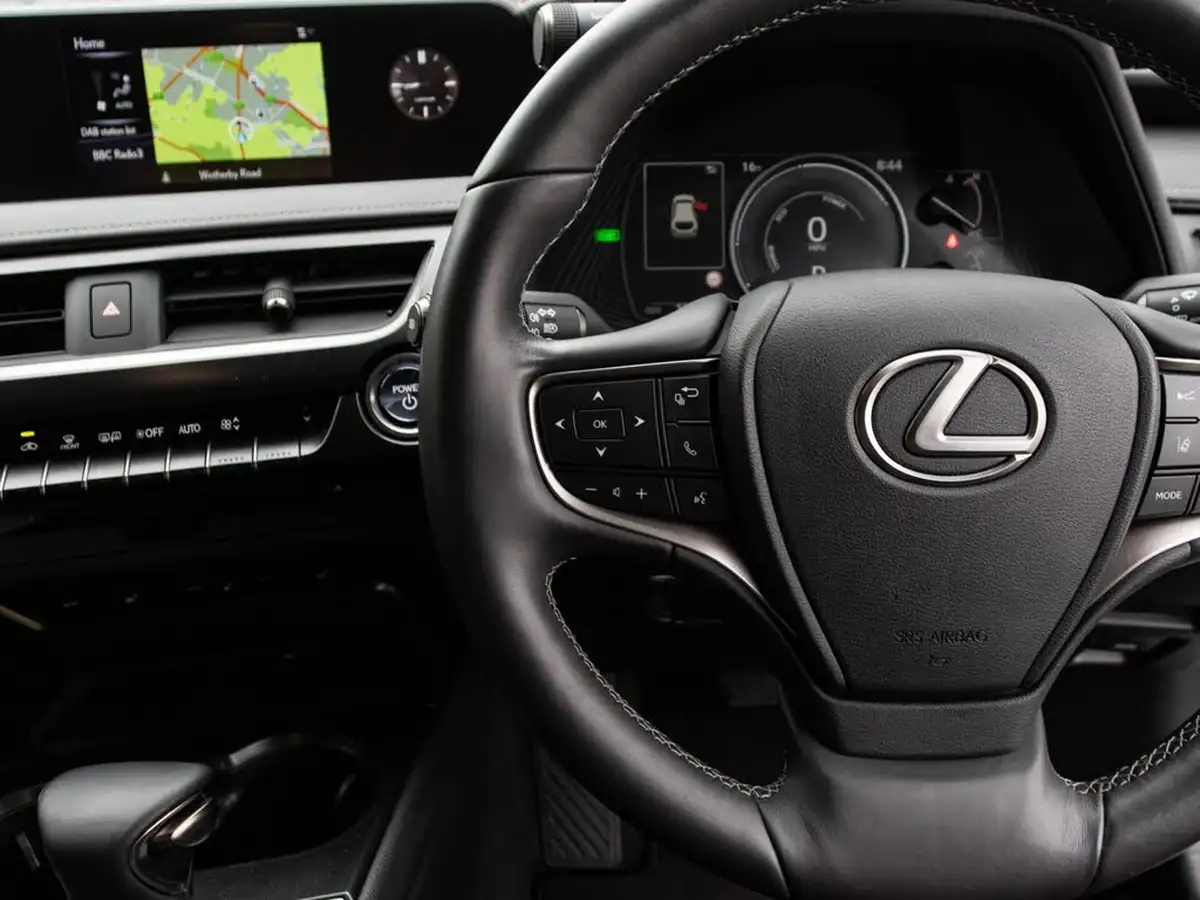 2020-lexus-ux-250h-20-ux-premium-pack-with-navigation-big-18
