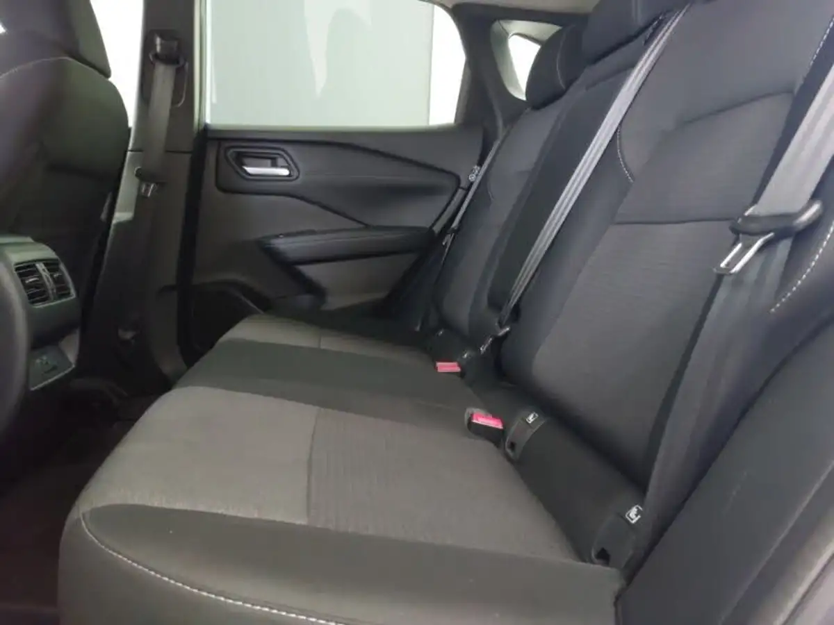 2024-nissan-qashqai-15-n-connecta-big-5