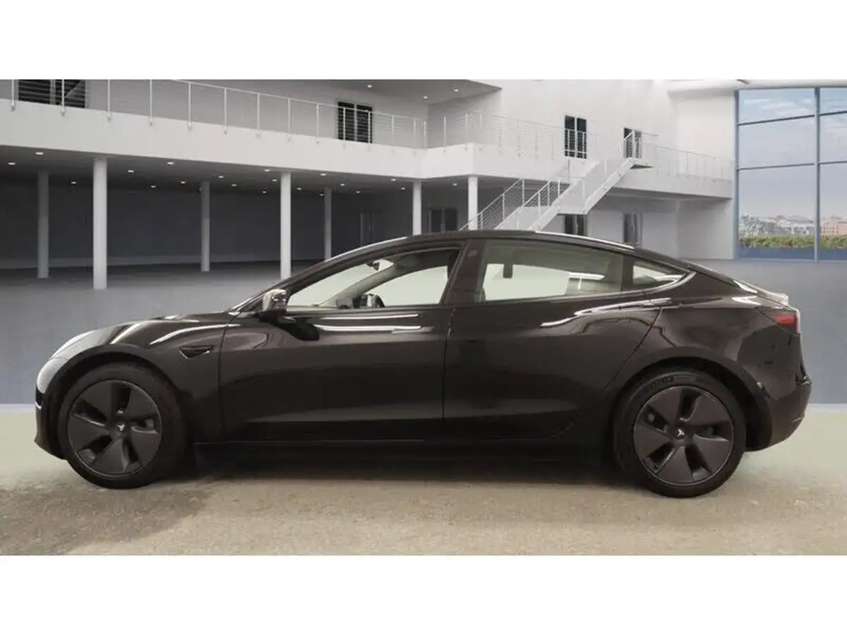 2021-tesla-model-3-e-standard-plus-big-11