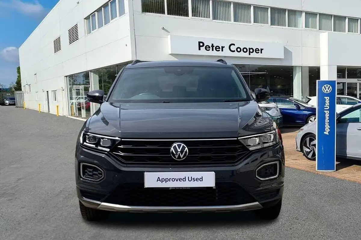 2021-volkswagen-t-roc-15-tsi-black-edition-big-7