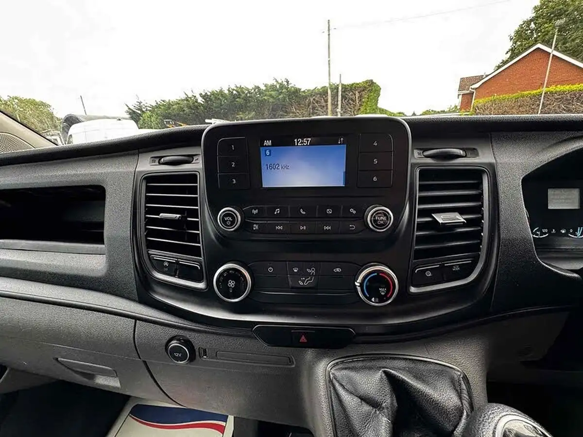 2020-ford-transit-custom-20tdci-280-l1h1-leader-105pseu6dt-panel-van-big-20