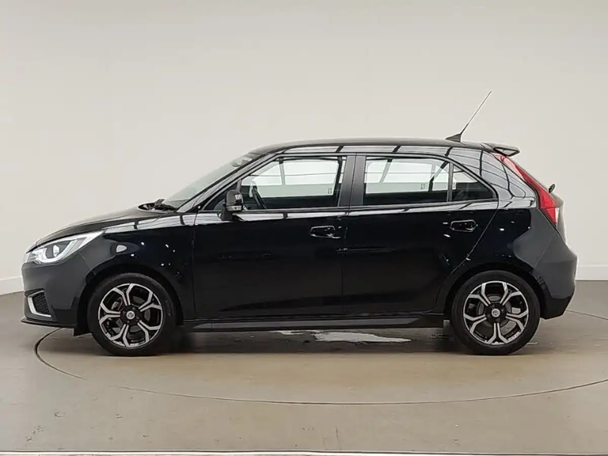 2021-mg-mg3-15-vti-tech-exclusive-nav-big-3