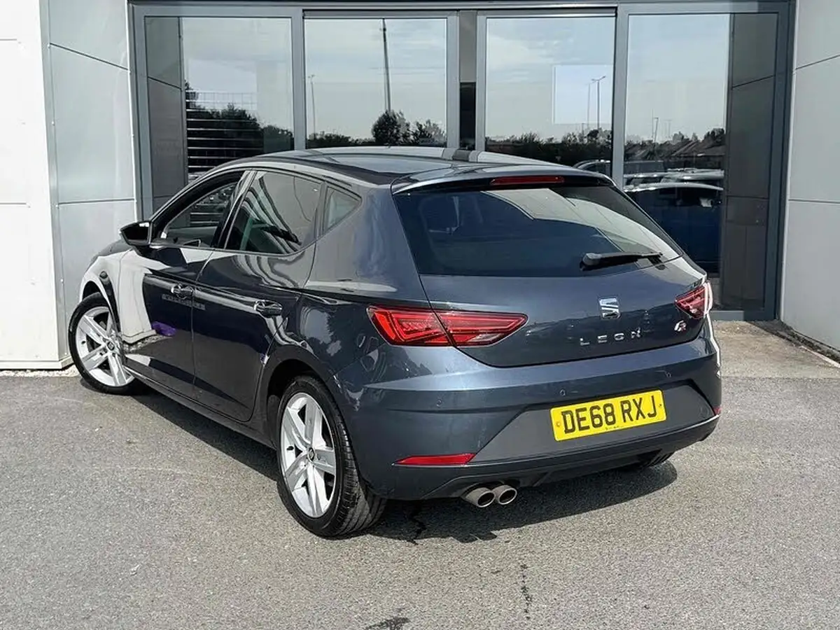 2018-seat-leon-15-tsi-evo-fr-130ps-hatchback-big-2