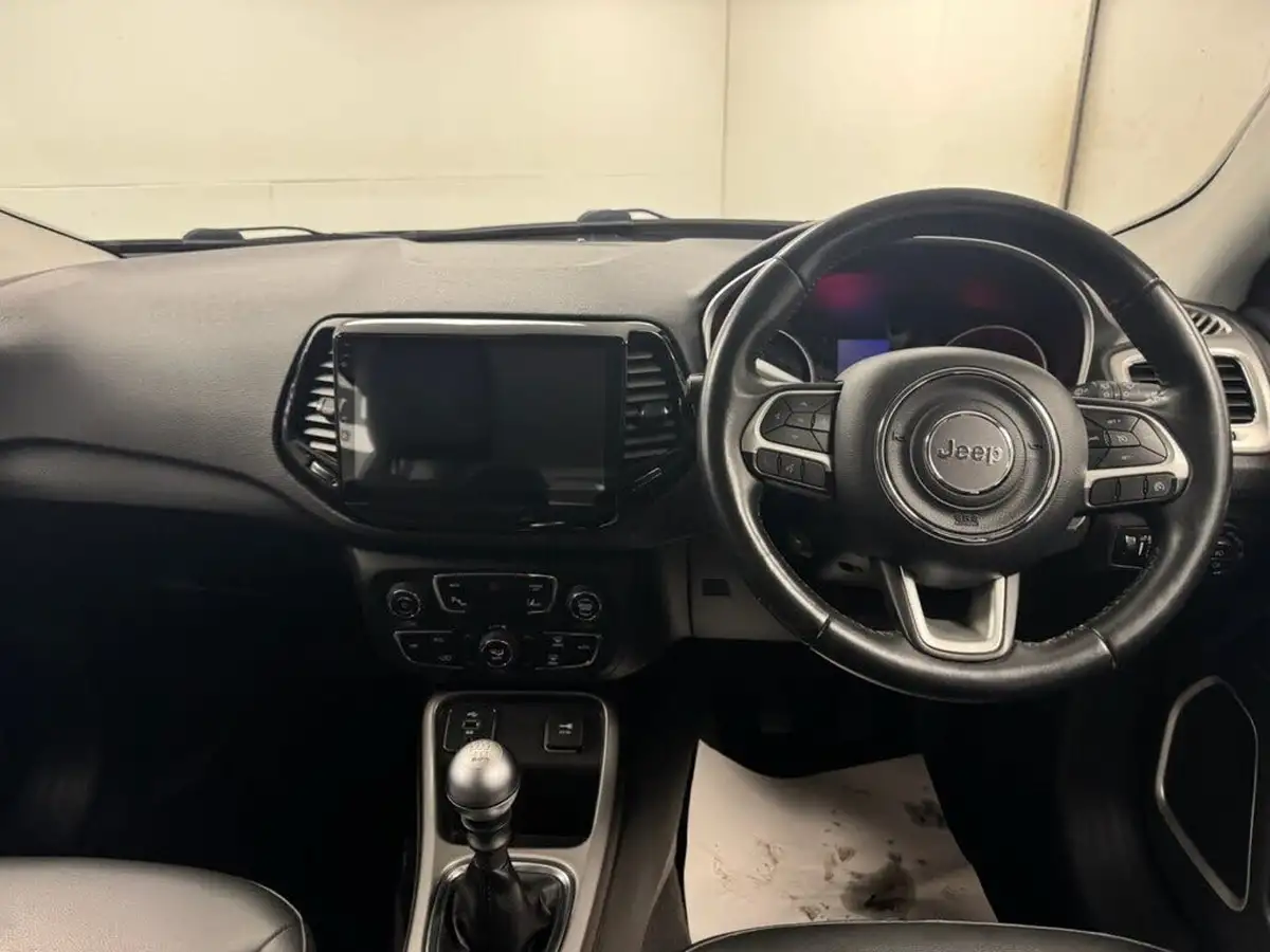 2018-jeep-compass-14-multiair-ii-longitude-big-10
