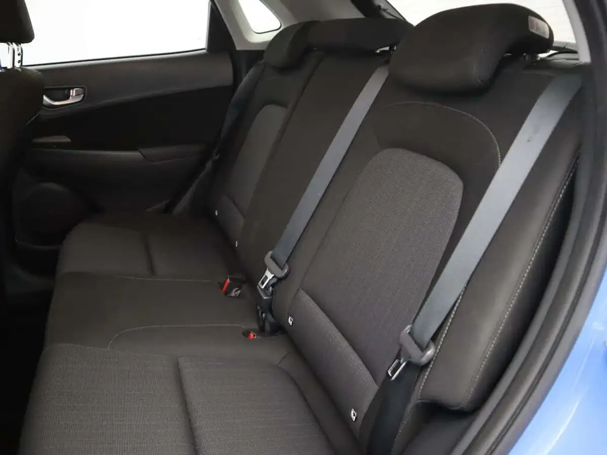 2022-hyundai-kona-16-gdi-premium-big-14